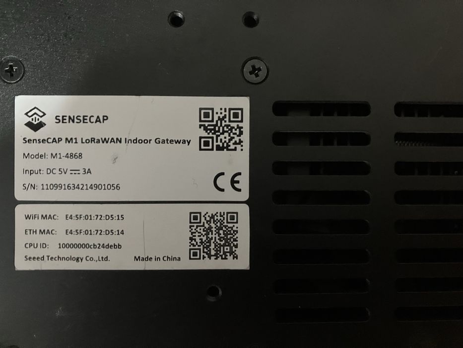 Sensecap M1 LoRaWAN Indoor Gateway + Antena Exterior 4dBi