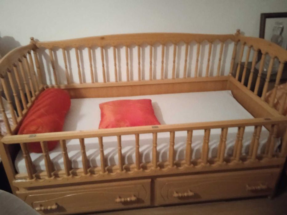 Детска кошара масивно дърво бук