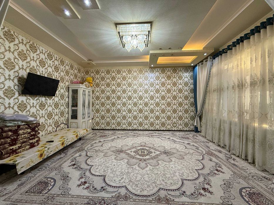 TAYYOR 6 SOTIQLI kottedj sotiladi