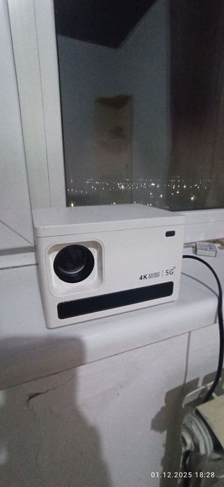 Проэктор на системе андройд