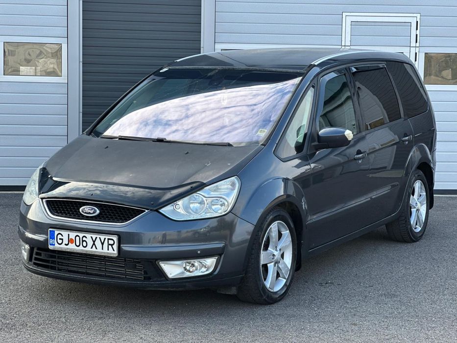 Vand ford galaxy 7+1 locuri