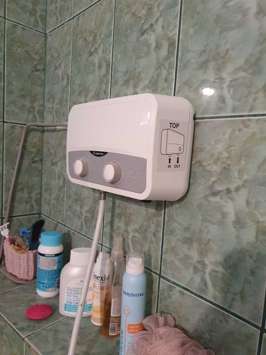 instant electric incalzire apa ARISTON