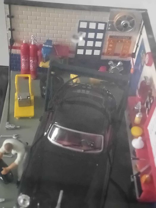 Diorama Garage 1:43 Schuco, Cararama, Диорама гараж Porsche, VW