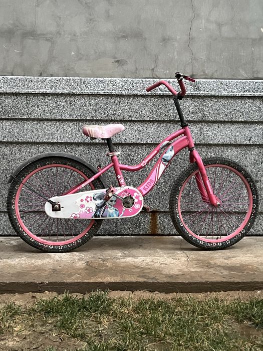 Veloseped sotiladi.