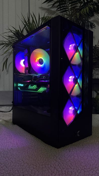 Геймърски Компютър / Ryzen 5 3600XT/32GB RAM/512GBNVMe+2TBHDD/ RTX3070