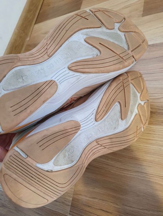 Adidasi Tommy Hilfiger