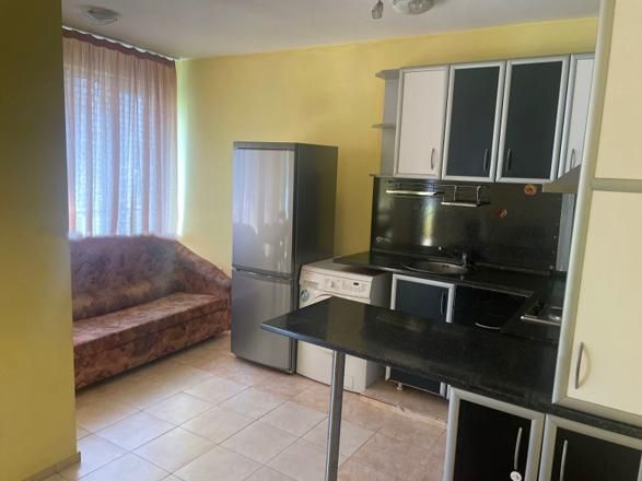 Дава се под наем Двустаен апартамент в София, Люлин 8 - 50 кв.м за 409 € - Снимка #1