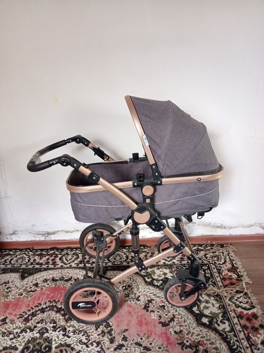 Коляска детская продам