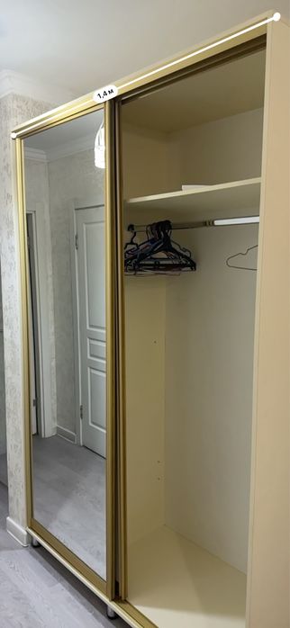 Продам шкаф купе в хорошем состояни