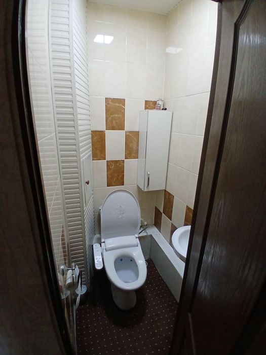 Продается квартира массив водник 3х комнатная (RV33)