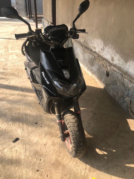 Мопед покупался в Алмате , 3 мнсяца стоит , все масло заменино