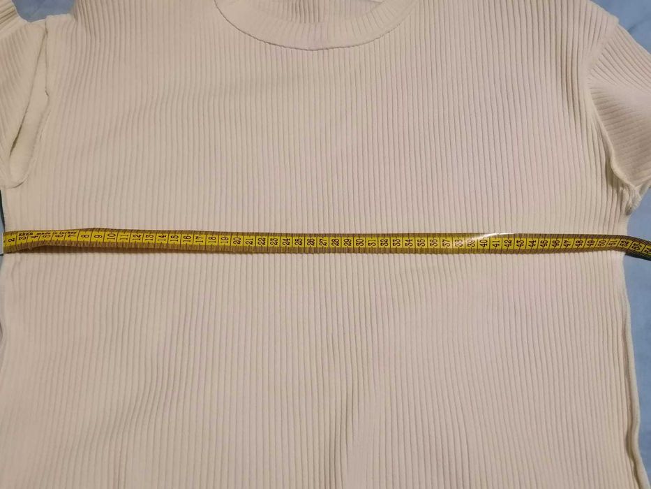 Bluza-rochie cu mânecă scurta. Redusa