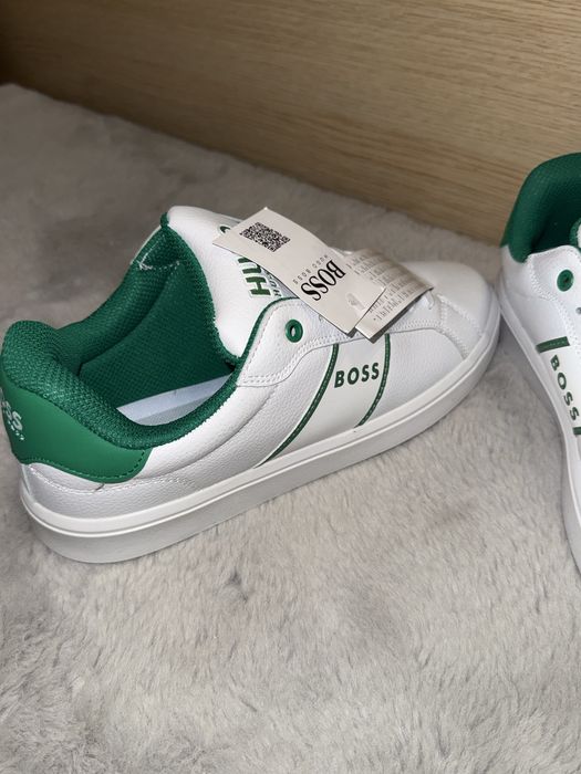 Hugo Boss обувки