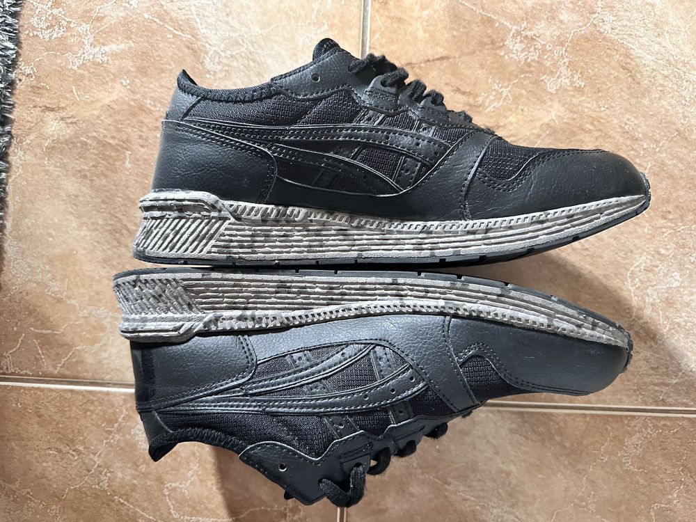 Мъжки маратонки Asics 40.5