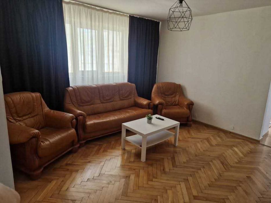 Apartament de inchiriat