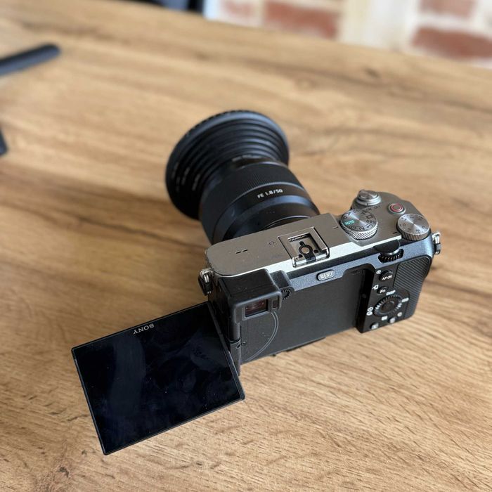 Камера Sony Alpha 7C + 50mm f1.8