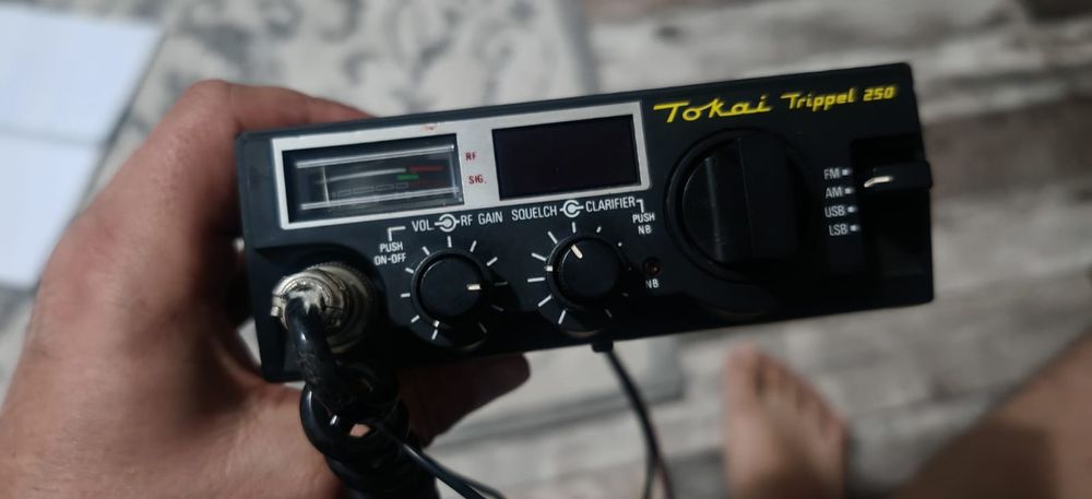 Statie emisie -receptie Tokai Trippel 250