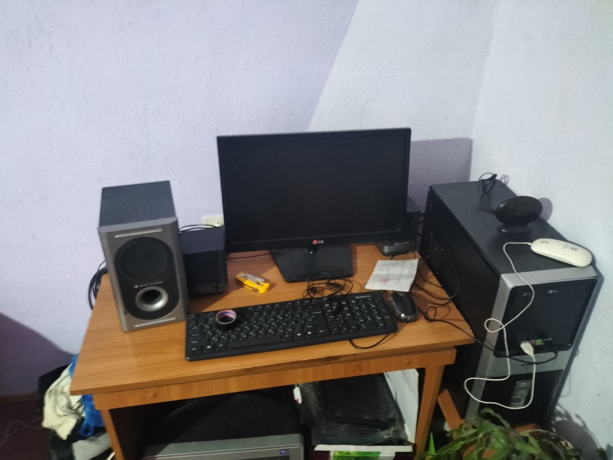 Komputer 100$ korinlar