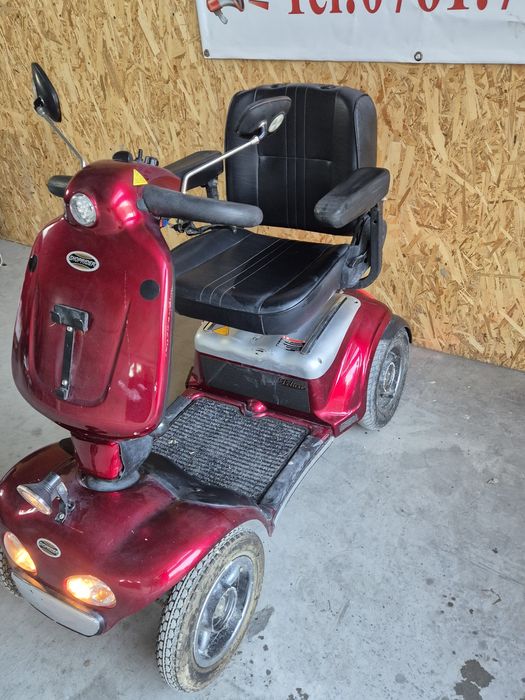 Cărucior scuter electric