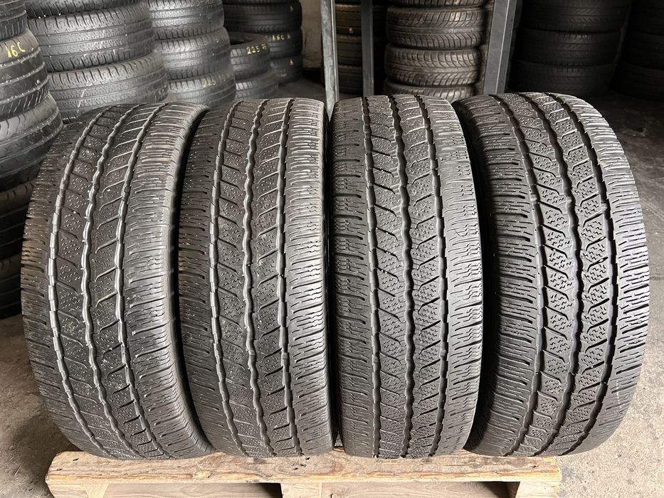 4 anvelope iarna 235/65/16 C , Continental !