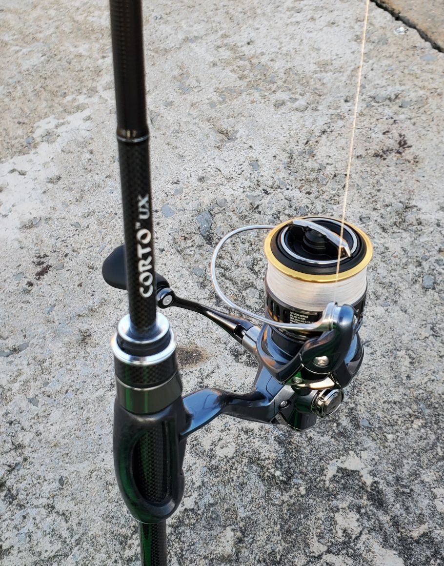 Продавам въдица Graphiteleader Corto UX.