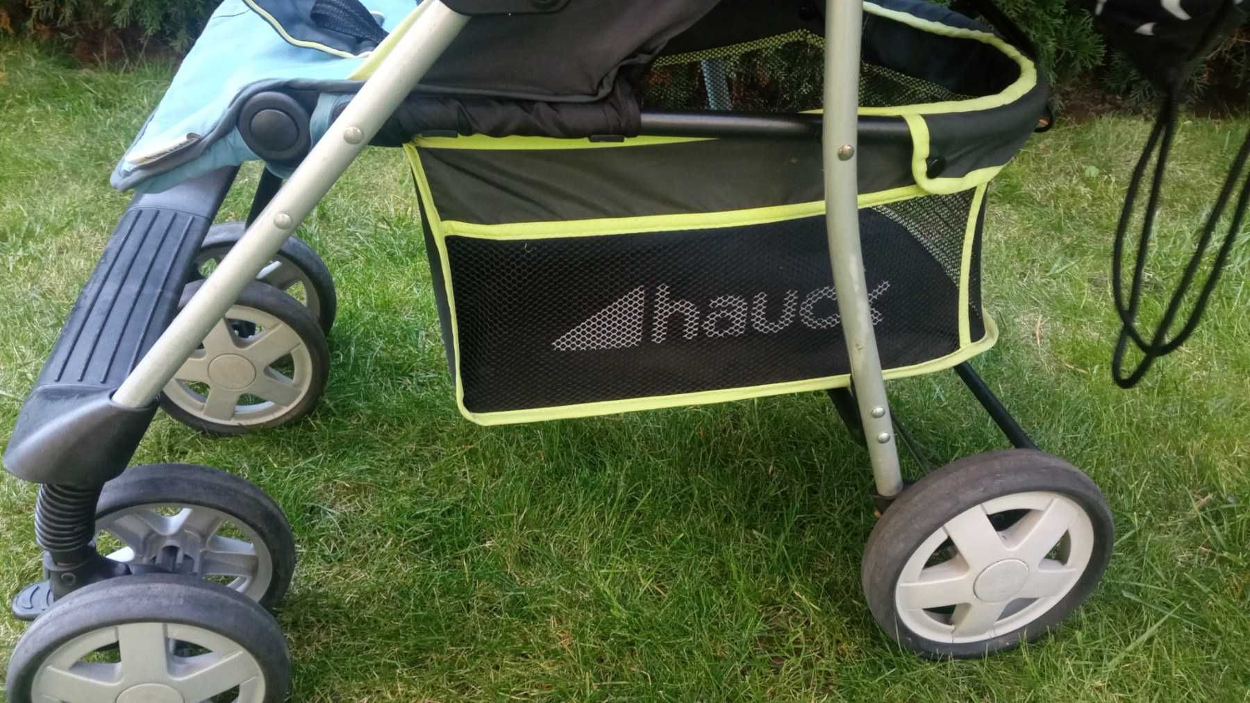 Бебешка количка Hauck