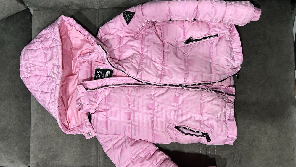 Зимно яке за момиче Guess