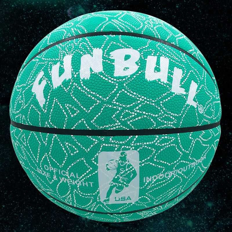 Баскетболна топка светеща в тъмното