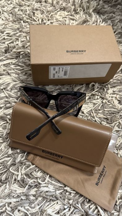Слънчеви очила Burberry