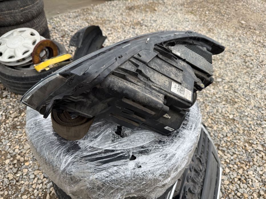 Фар за VW T6.1 Transporter/Multivan (2019-2023)