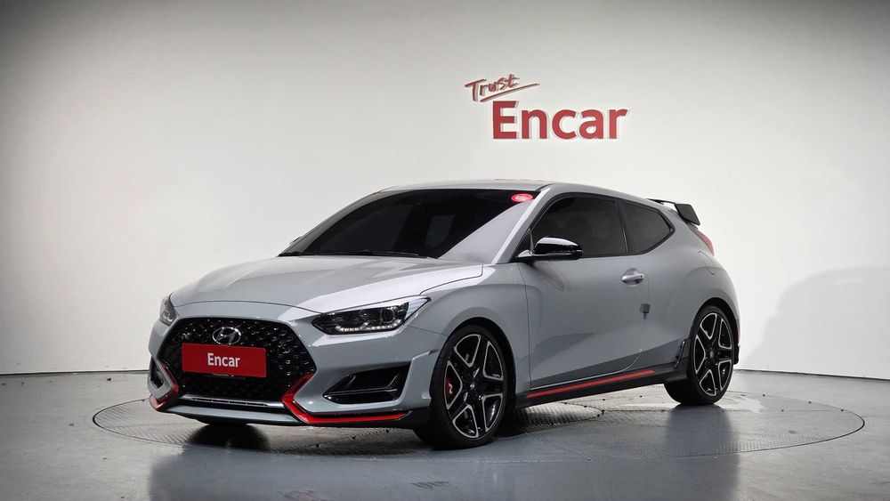 Hyundai Veloster 2.0 N   29