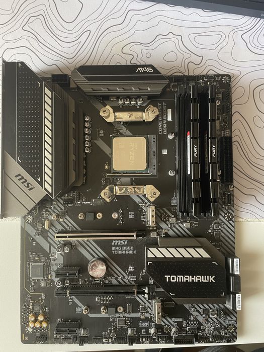 Msi MAG B 550 Tomahawk Ryzen 7 5700x3d 32 gb 2x16 4000mh kingston