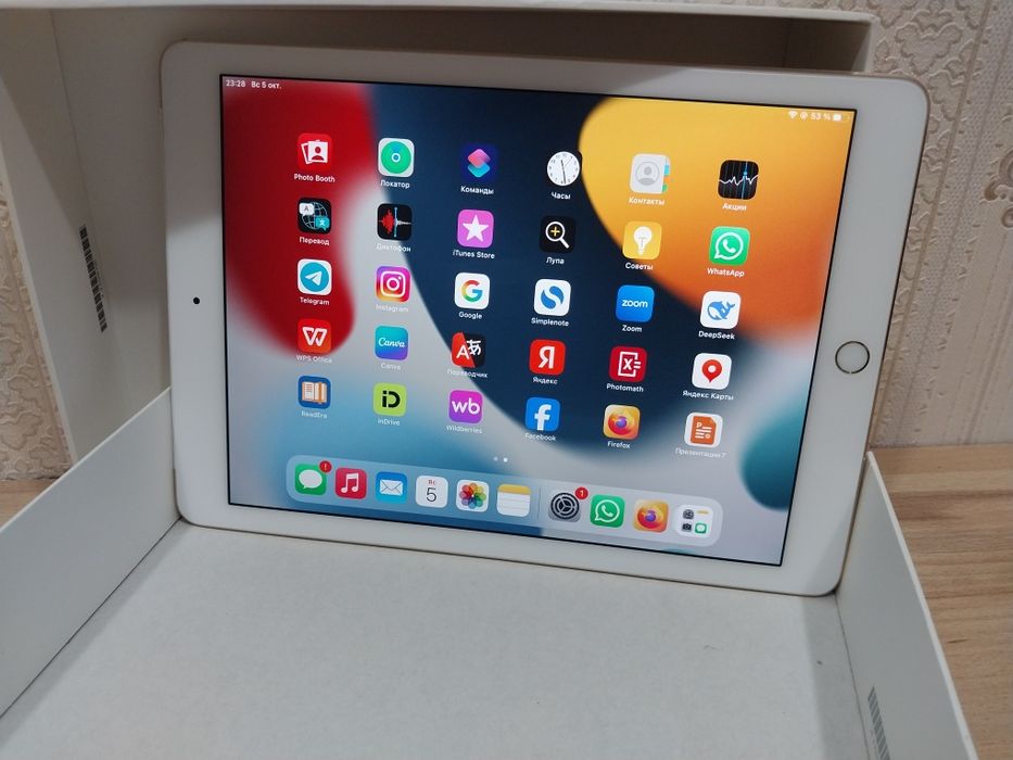 Планшет Айпад IPad Air 2 отличное состояние