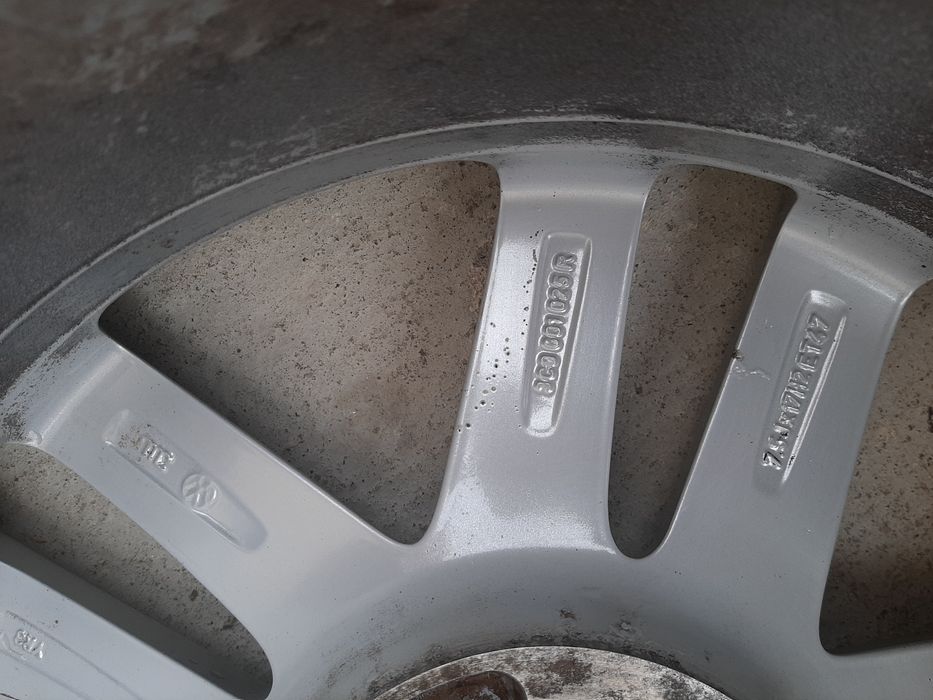 Jante OEM VW, R 17,  7.5 J,  et. 47 și anvelope allseason 225 50 17.