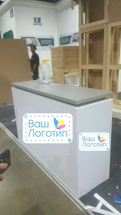 Продам ресепшен классный Новый Длина 150 см и Высота 100 см