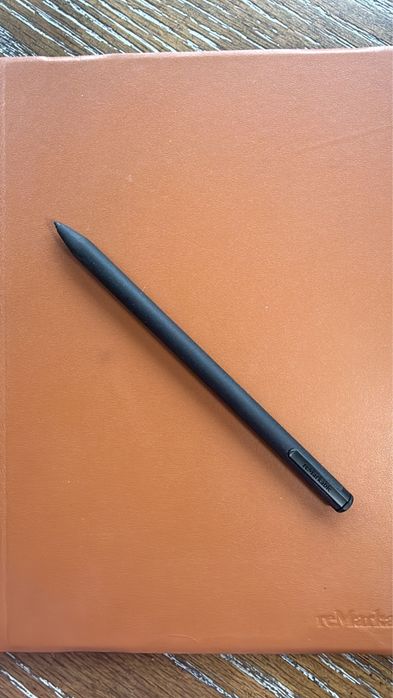 remarkable 2 cu pen si husa de piele originala