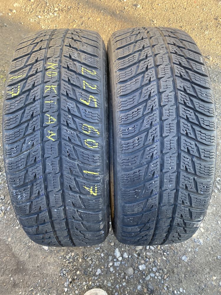 Set 2 anvelope 225 60 r17 Nokian de iarna