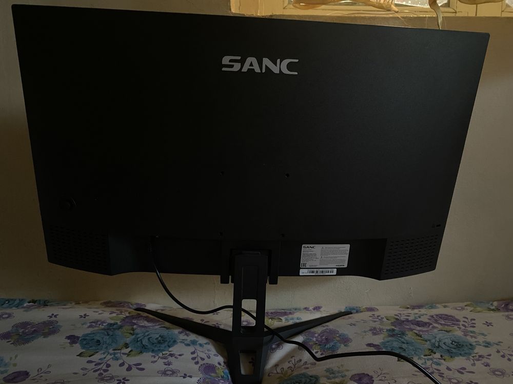 Монитор sanc m2368h,full hd, почти не пользовался