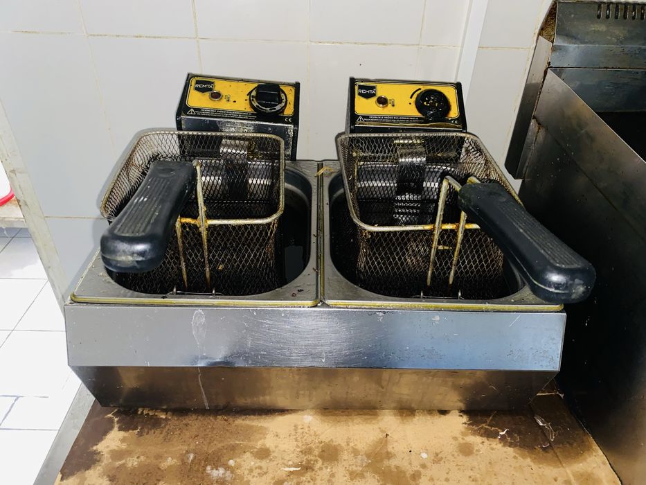 Фритюрница в отличном состоянии