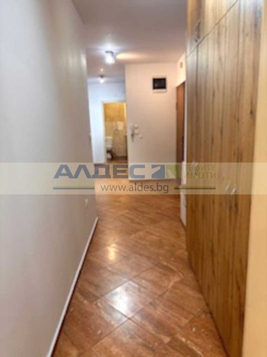 Дава се под наем Четиристаен апартамент в София, Стрелбище - 130 кв.м за 1000 € - Снимка #8