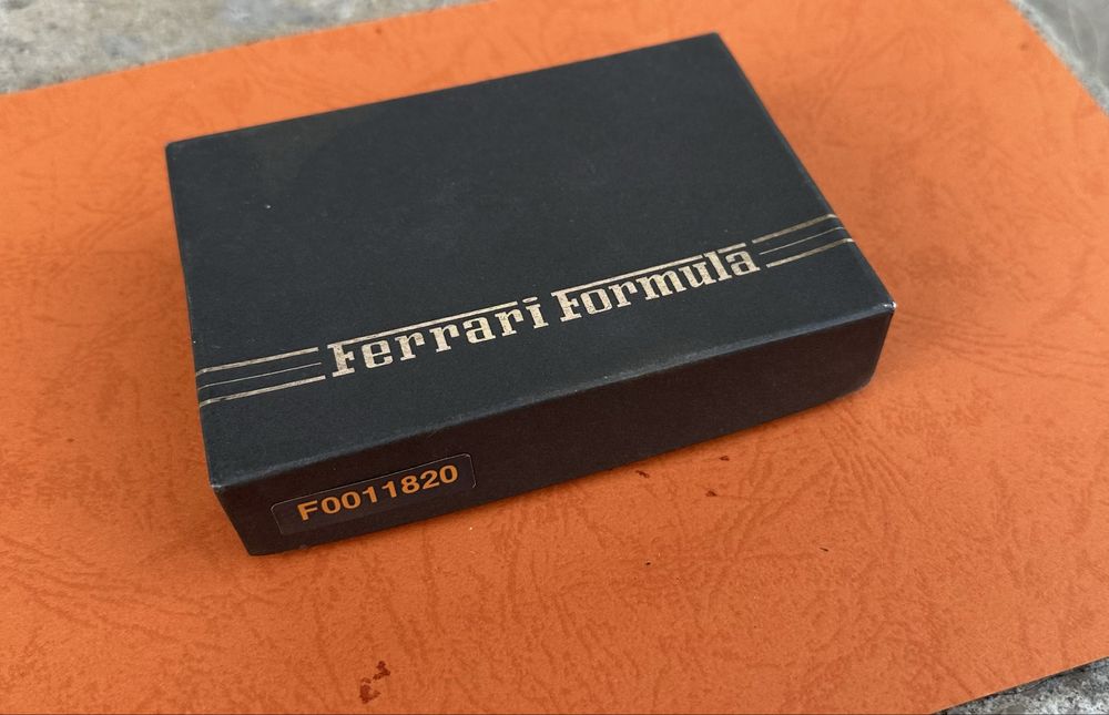 Agenda Noua autentica Ferrari de colectie anii 2000