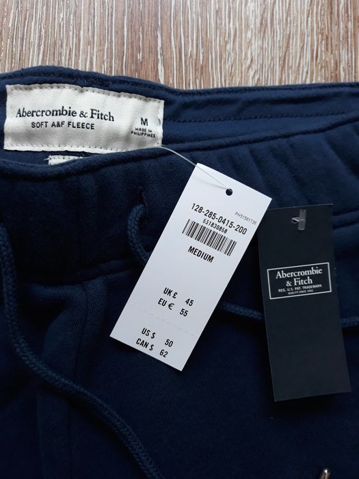 Pantaloni scurti/ jogger barbati M Hollister