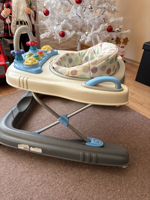 Бебешка прохидлка cangaroo dotty