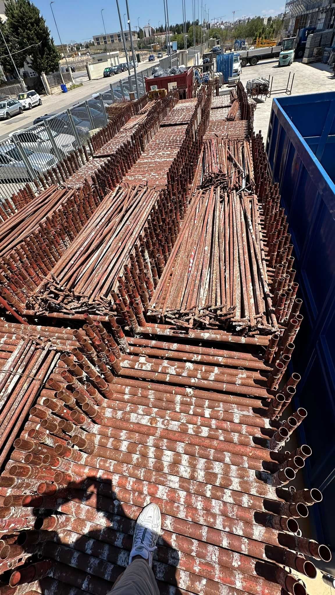 Vand schela pentru constructii 460lei/tronson complet