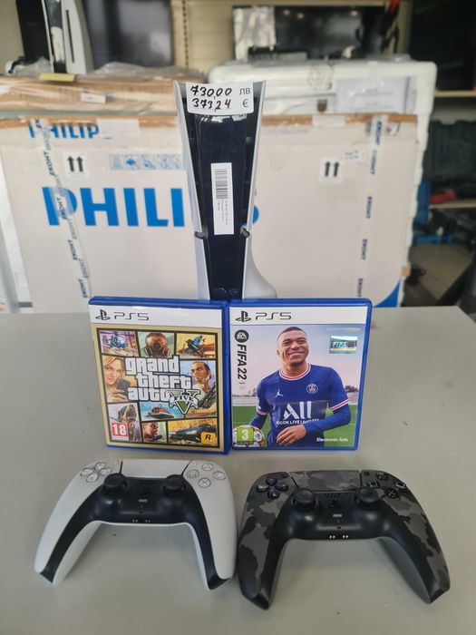 Sony Playstation 5 slim 1TB с 2бр. джойстик и 2 игри подарък