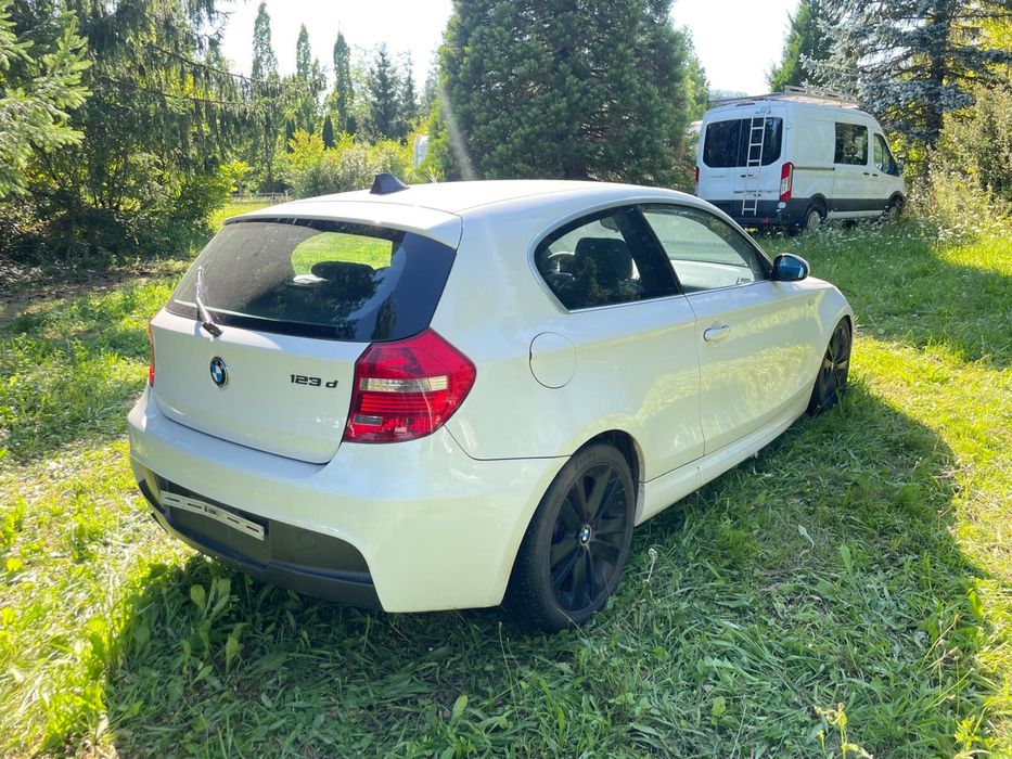 Vand BMW 123D manuala