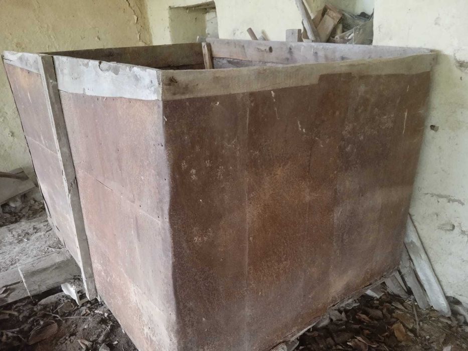 Хамбар за фураж - дърво и ламарина