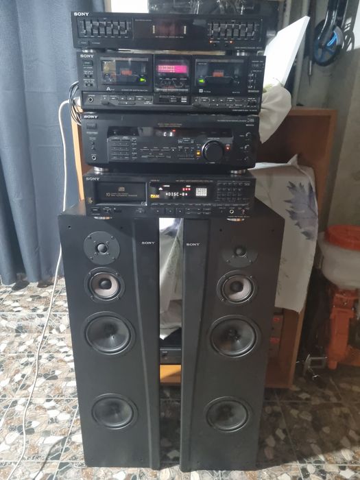 Linie audio Sony cu boxe