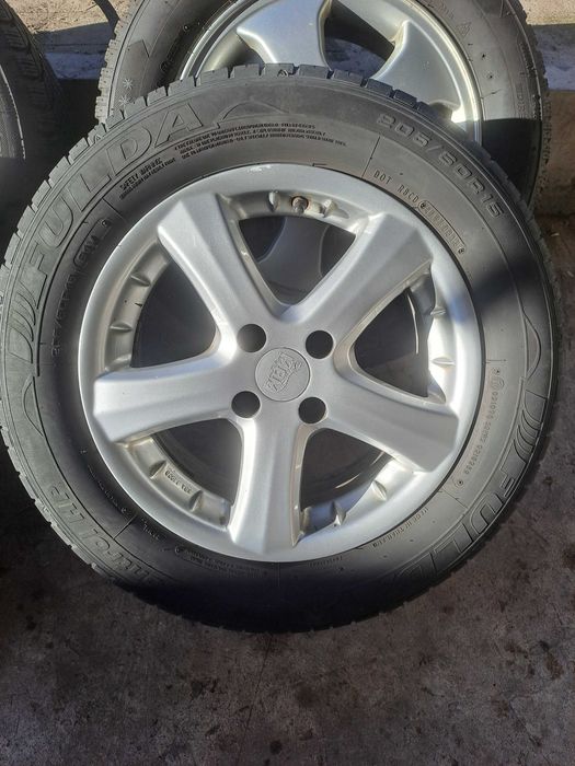 Джанти за Опел  4×100 със метални винтили.