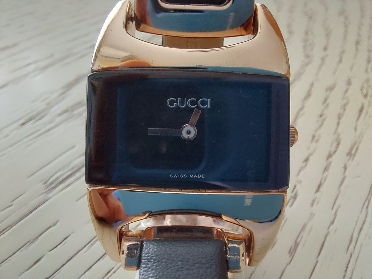 Дамски часовник Gucci